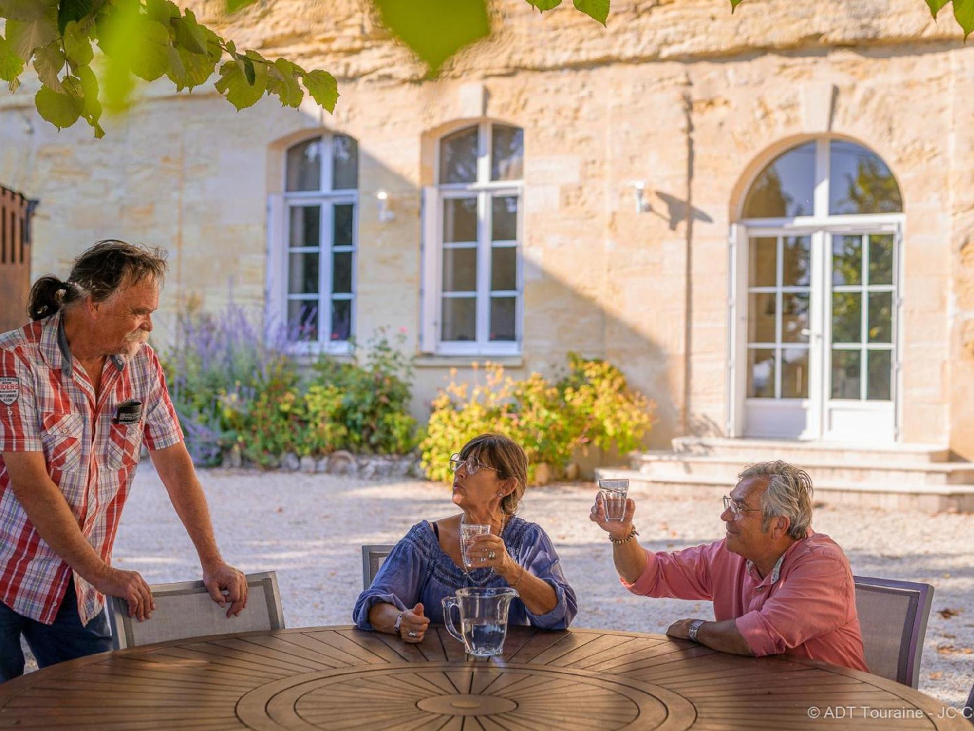 Maison Troglodyte Elegante Avec Spa, Salle De Jeux Et Jardin Clos A Vouvray - Fr-1-381-87 Εξωτερικό φωτογραφία