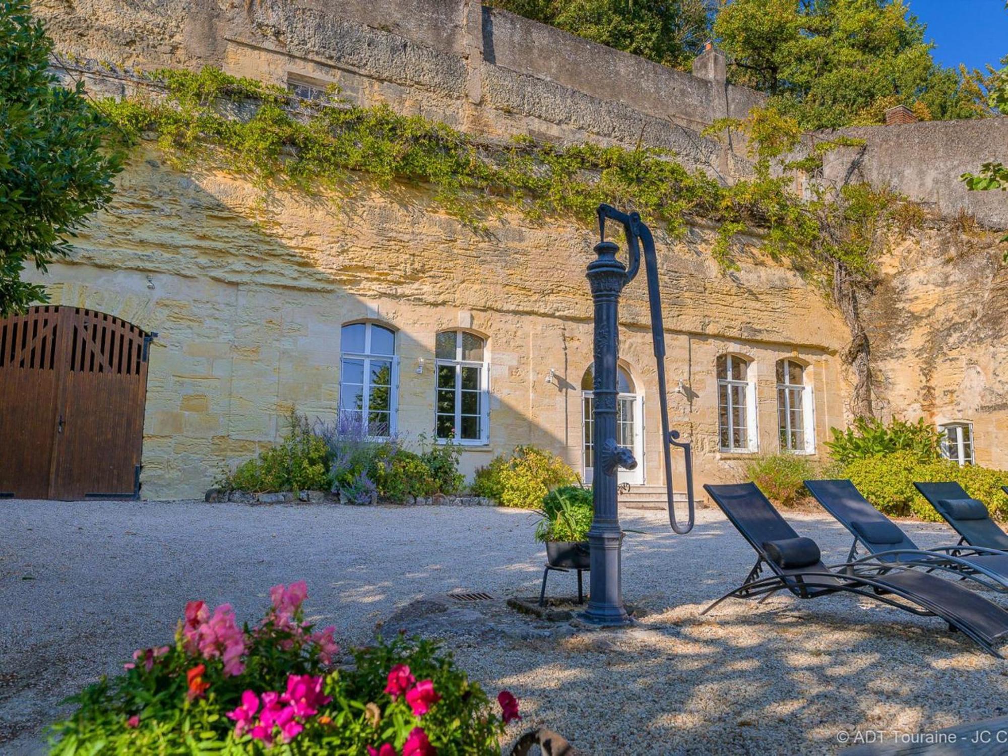 Maison Troglodyte Elegante Avec Spa, Salle De Jeux Et Jardin Clos A Vouvray - Fr-1-381-87 Εξωτερικό φωτογραφία